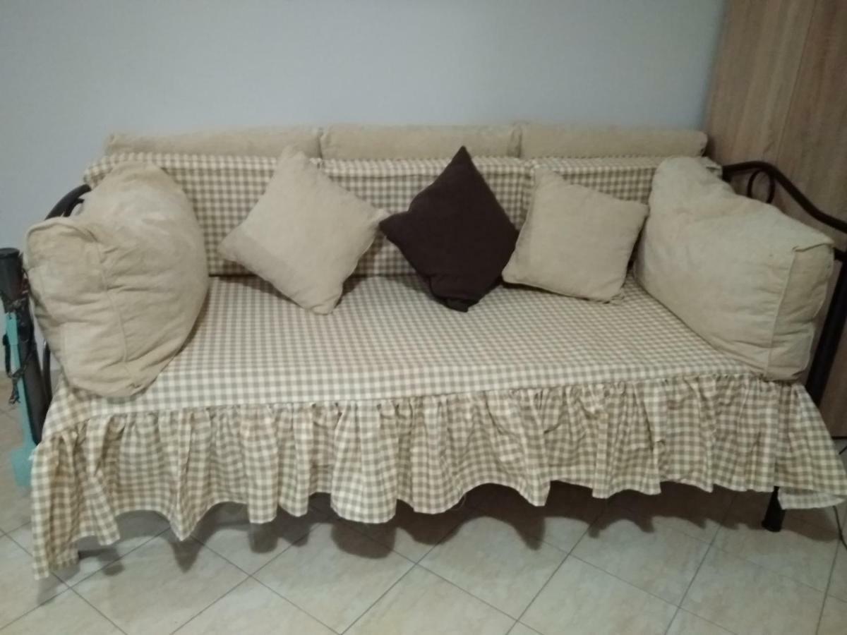 Апартаменты Christina'S House Nea Iraklitsa Экстерьер фото